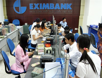 Kíp nổ từ các ngân hàng chưa đại hội đồng cổ đông