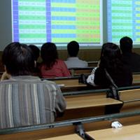 Nhà đầu tư chứng khoán mừng hụt