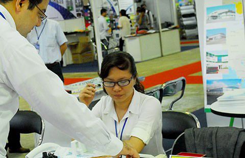 Sản xuất linh kiện: DN Việt khó chen chân