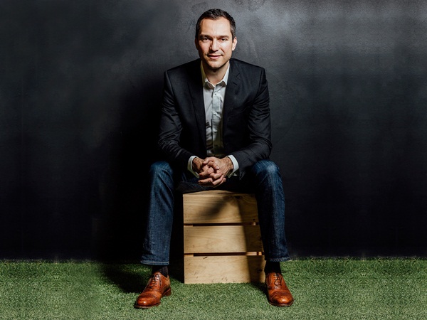 Lời khuyên khởi nghiệp của Nathan Blecharczyk – CEO trẻ nhất APEC 2017