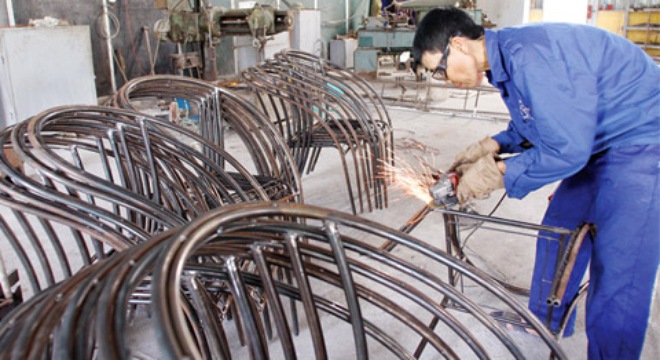  Doanh nghiệp vẫn phải “tự bơi” 