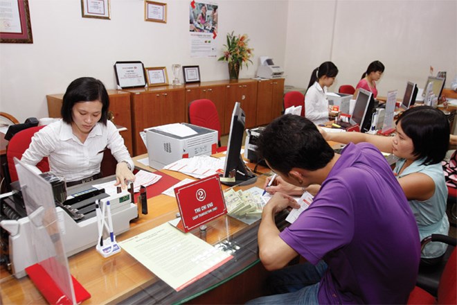 Đến lúc cần hạ lãi suất huy động?