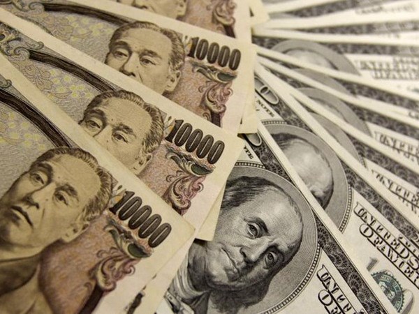 Yên tăng giá do nhu cầu trú ẩn an toàn tăng