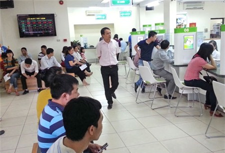 Ngân hàng “giấu” gói 30.000 tỷ, chào mời vay thương mại