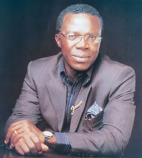 Từ một cậu bé nhà nghèo tới một tỷ phú: Câu chuyện thành công của CEO Coscharis Group