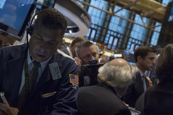 Chứng khoán Mỹ giảm hơn 1% do lo ngại về tăng trưởng kinh tế toàn cầu