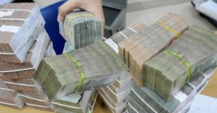 Năm 2015: Bội chi ngân sách bằng 5% GDP