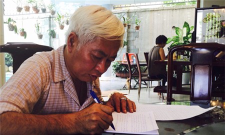 Ông Trần Phương Bình xin lỗi khách hàng và cổ đông Đông Á