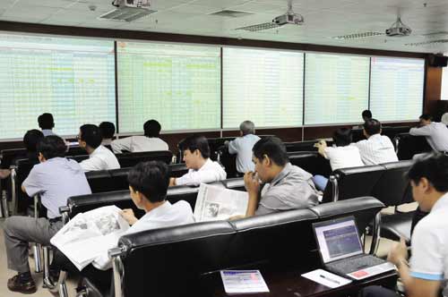 Số lượng công ty chứng khoán sụt giảm mạnh