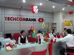 Techcombank lãi trước thuế quý I đạt 408 tỷ đồng, giảm 39% so với cùng kỳ