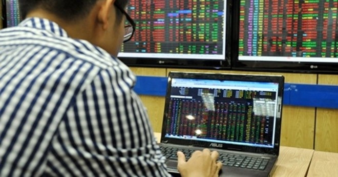 Lãi suất huy động hạ, kênh đầu tư nào vui?