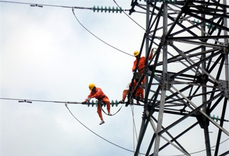 Úp mở chuyện công bố giá thành điện