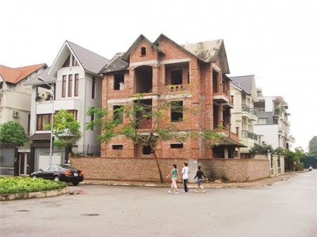 Ách tắc xử lý tài sản bảo đảm gây khó cho nợ xấu