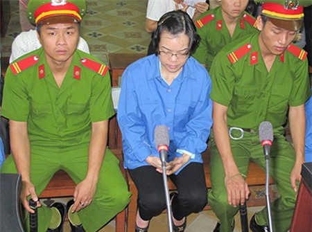 Trách nhiệm ngân hàng trong vụ Huyền Như