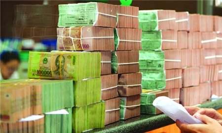 Bán nợ cho nước ngoài sẽ sôi động