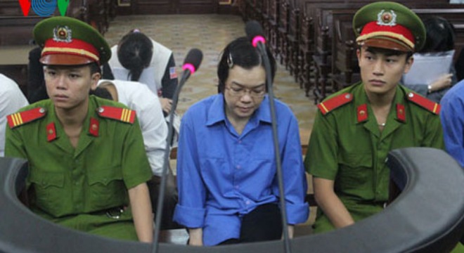  Huyền Như thừa nhận bỏ tiền túi trả lãi ngoài hợp đồng cho Navibank 