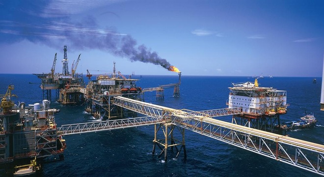  Giá dầu giảm, PVN vẫn đạt 46.000 tỷ LNST năm 2014 – vượt 15% kế hoạch 