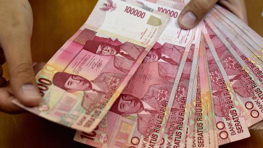 Indonesia hy vọng FED tăng lãi suất sớm dù đồng Rupiah mất giá