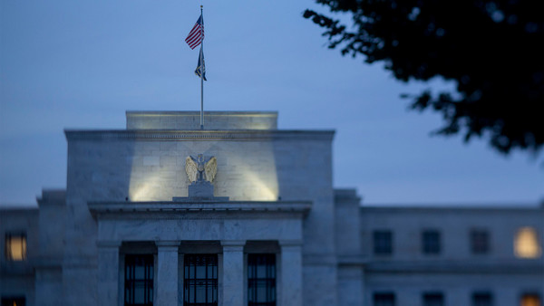 Cơ hội cuối cùng cho FED tăng lãi suất