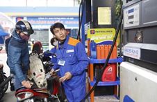 Bám sát giá để quyết sản lượng khai thác dầu thô