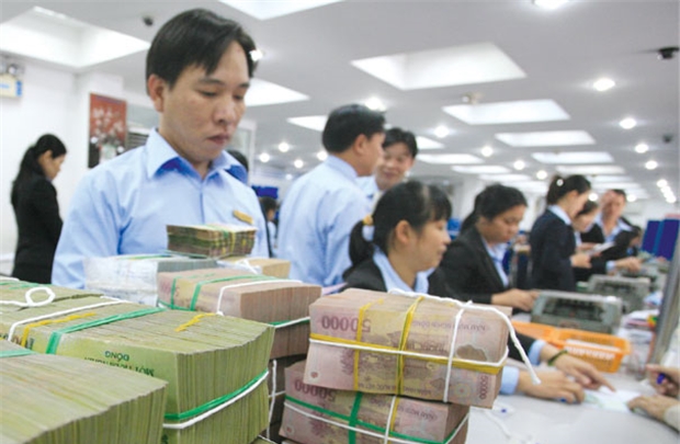 Chuyển nợ thành cổ phần ngân hàng: Rủi ro được báo trước