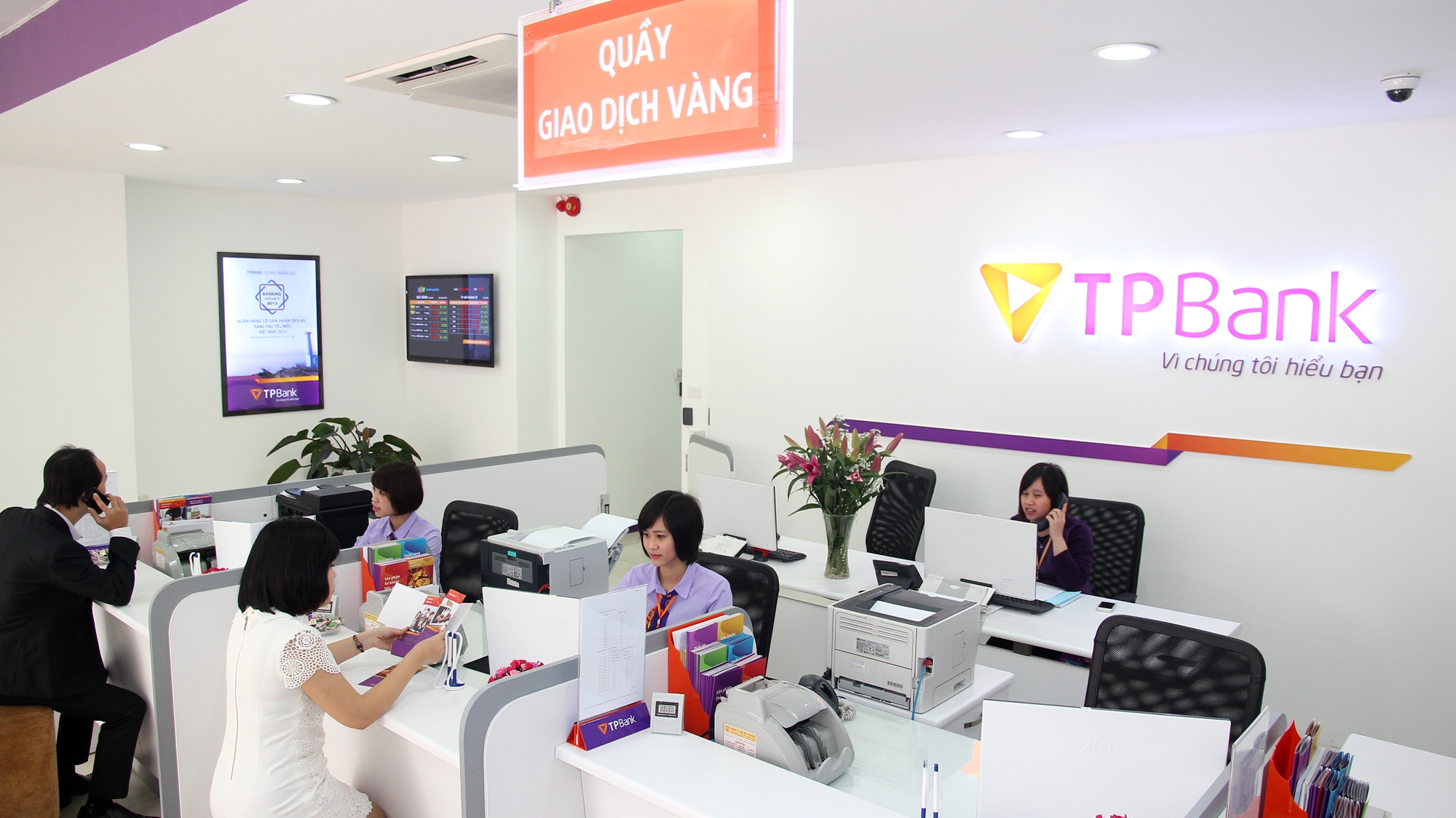 Xóa hết lỗ lũy kế, TPBank đã nhẹ gánh hay chưa?
