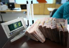 Thách thức đối với chính sách tiền tệ, tín dụng năm 2015