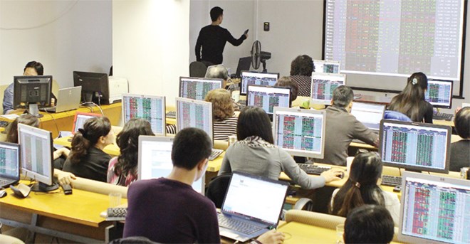 Lịch sự kiện và tin vắn chứng khoán ngày 11/12