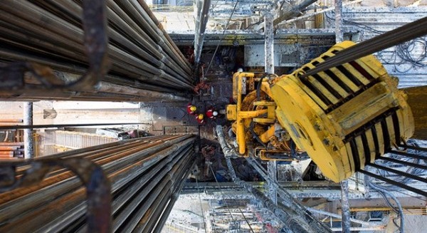 Cách kiếm tiền khi giá dầu giảm