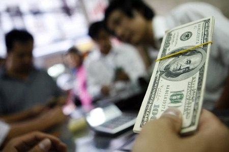 VEPR: Tỷ giá nếu điều chỉnh sẽ thực hiện vào quý IV/2015