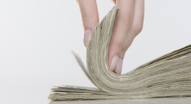  NTL, BHS, DRL: Chi cổ tức bằng tiền mặt 