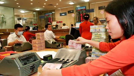 Lãi suất vay: Khó giảm?