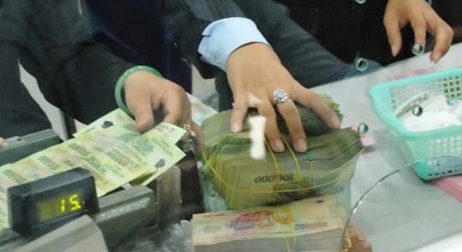  Tái cơ cấu ngân hàng: Cổ đông lớn thao túng tinh vi! 