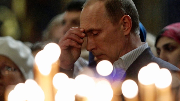 Đồng Rúp Nga rớt giá mạnh 7% chỉ trong 1 ngày