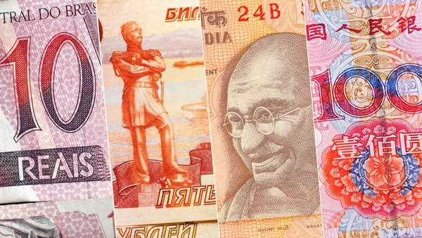 Bùng nổ rút vốn- rủi ro mới của các thị trường mới nổi