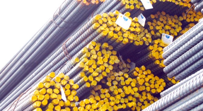  Thép Hòa Phát cán đích 1 triệu tấn, lên kế hoạch 1,2 triệu tấn năm 2015 