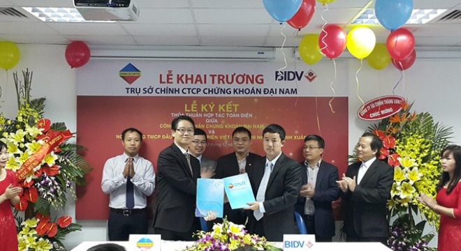  DNSE khai trương trụ sở mới, 