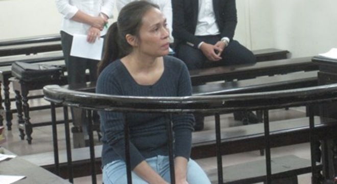  Lừa ngân hàng, nữ giám đốc đi tù suốt đời 