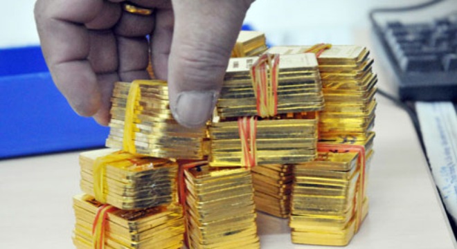  Ngày 9/9: Giá vàng giảm mạnh, USD ngân hàng và tự do cùng tăng 