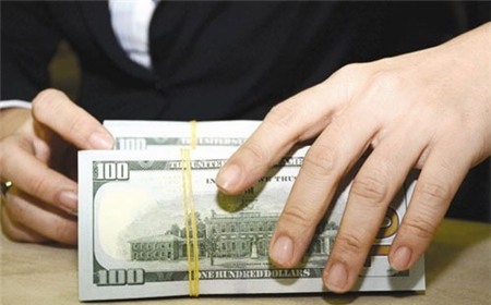 Doanh nghiệp đề nghị áp trần lãi suất cho vay USD