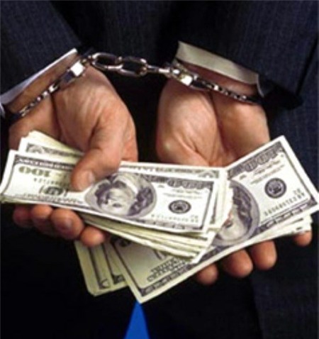 Vạch mặt 11 chiêu trò ma quái của tội phạm rửa tiền