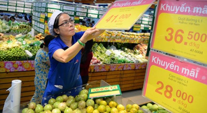  Siêu thị đồng loạt giảm giá trái cây, rau củ 