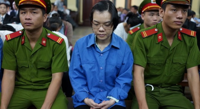  Luật sư đề nghị triệu tập Bầu Kiên đến phiên xử Huyền Như  