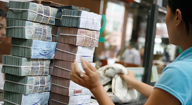  Chính phủ yêu cầu xem xét tiếp tục điều chỉnh giảm mặt bằng lãi suất  