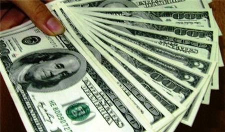 Các NHTM lại đẩy tỷ giá đồng USD lên cao