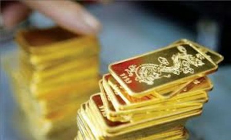 Thống đốc Nguyễn Văn Bình nói gì về hiện tượng “vàng hóa” trong dân?