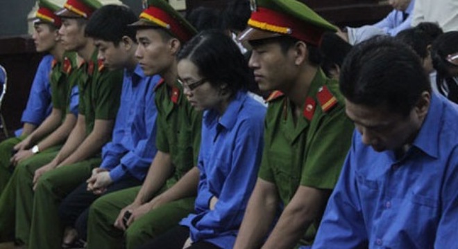  [Trực tiếp chiều 25/12]: Vietinbank không chấp nhận bồi thường 